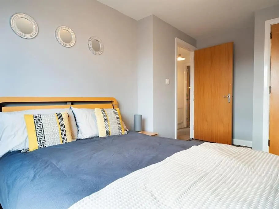 Apartment Lovely 2 Bedroom Apt At Ormeau Park W/ Free Parking Belfast