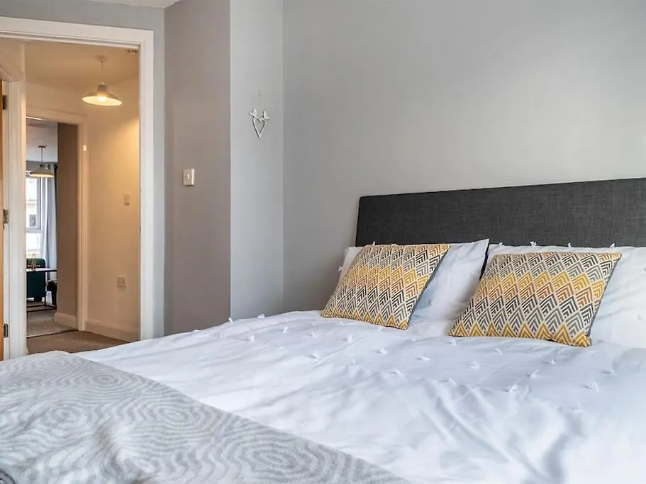 Lovely 2 Bedroom Apt At Ormeau Park W/ Free Parking Belfast 0*,  United Kingdom
